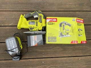 Location Scie sauteuse Sans-fil Ryobi à Pontoise